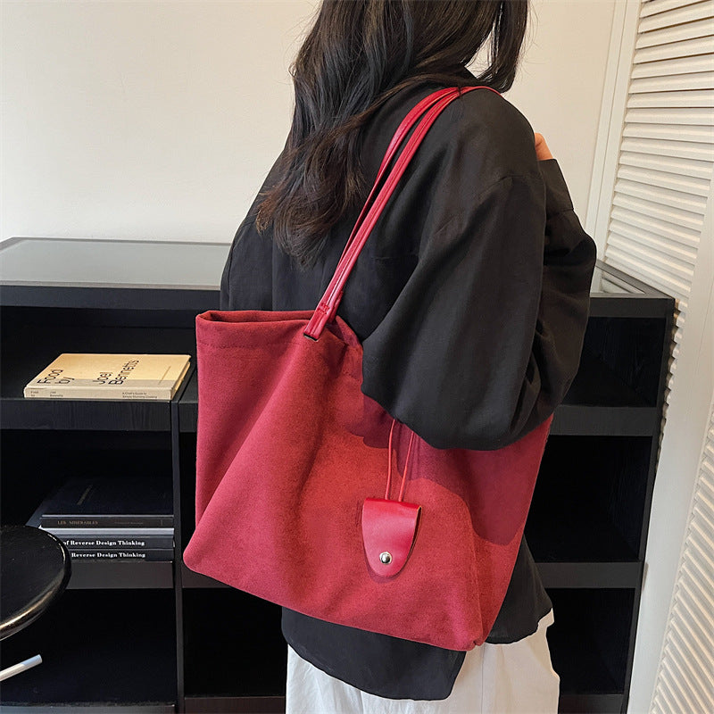 Retro Large-Capacity Fashionable Womens Shoulder Bag