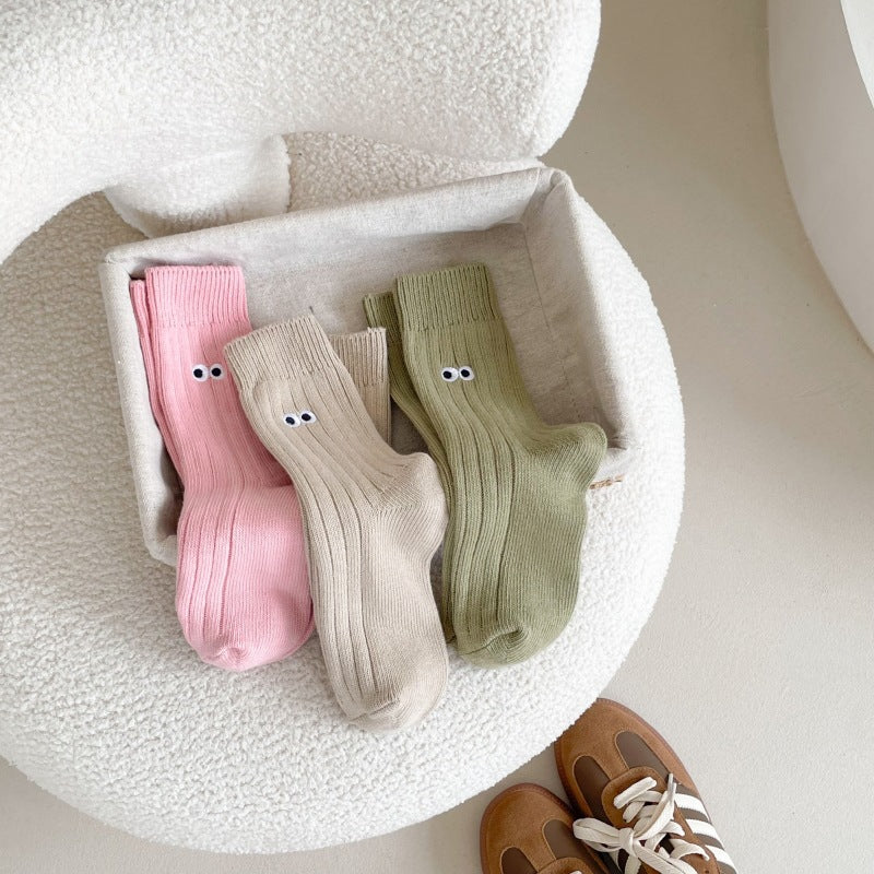 Japanese Autumn Winter Retro Embroidered Mid-calf Ins Socks