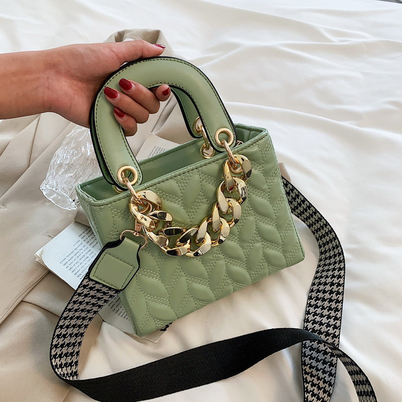 New Trendy Summer Portable Rhombus Messenger Bag
