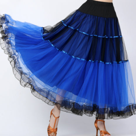 Women's Minimalist Color Blocked Mesh Skirt With Large Swing