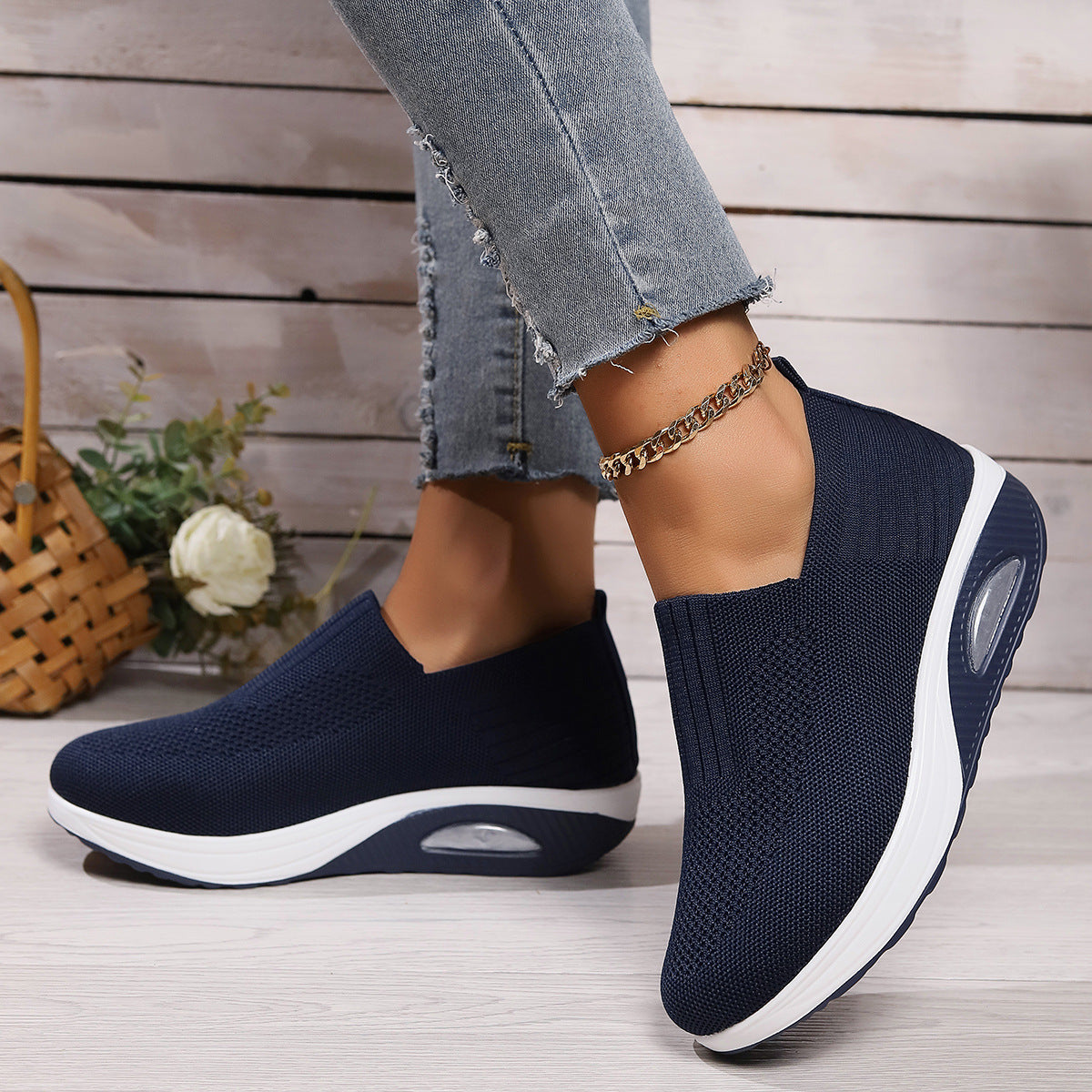 Fashionable Versatile Simple Plus-size Slip-on Casual Women's Shoes