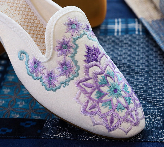 Satin Embroidered Low Heel Hanfu Shoes Cheongsam Slippers