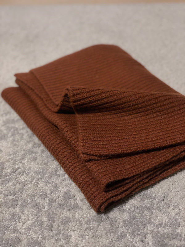 Rusty Wool Coarse Thread Caramel Scarf