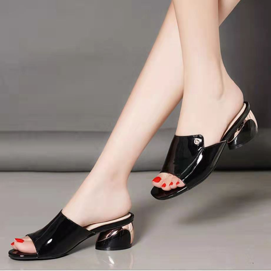 Temperament Casual Fashion Wear Trendy Lazy Half Slippers