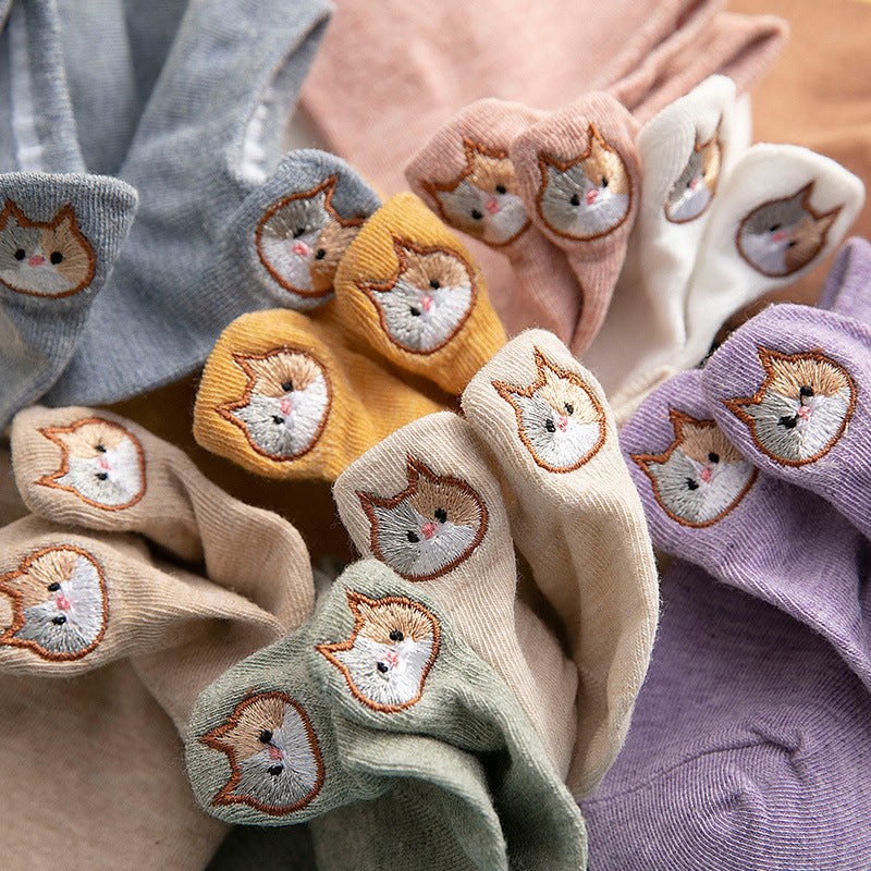 New Cotton Embroidery Cartoon Cat Shallow Mouth Ladies Socks