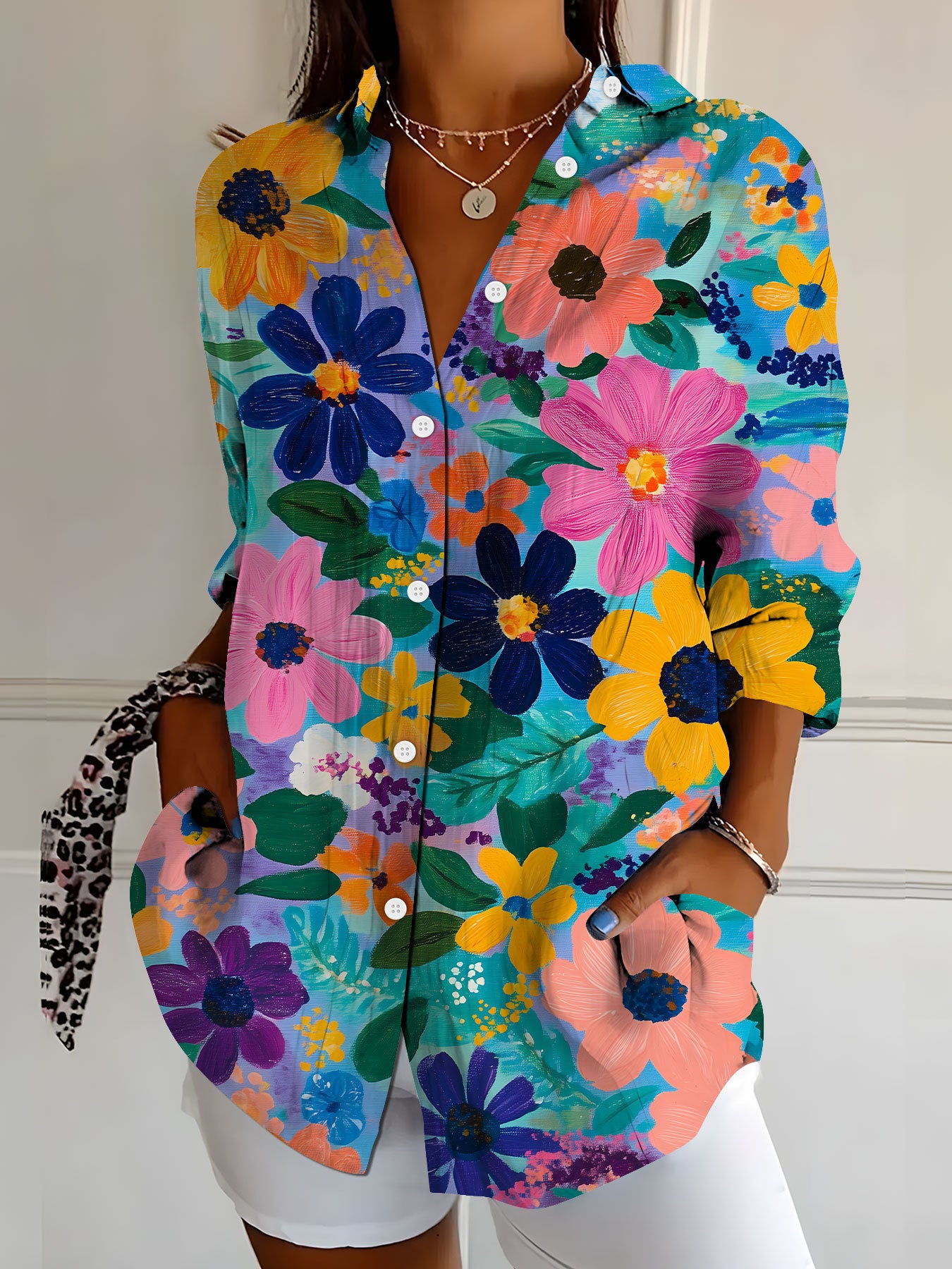 Womens Hawaiian-Style Floral Long-Sleeve Resort Shirt For Summer