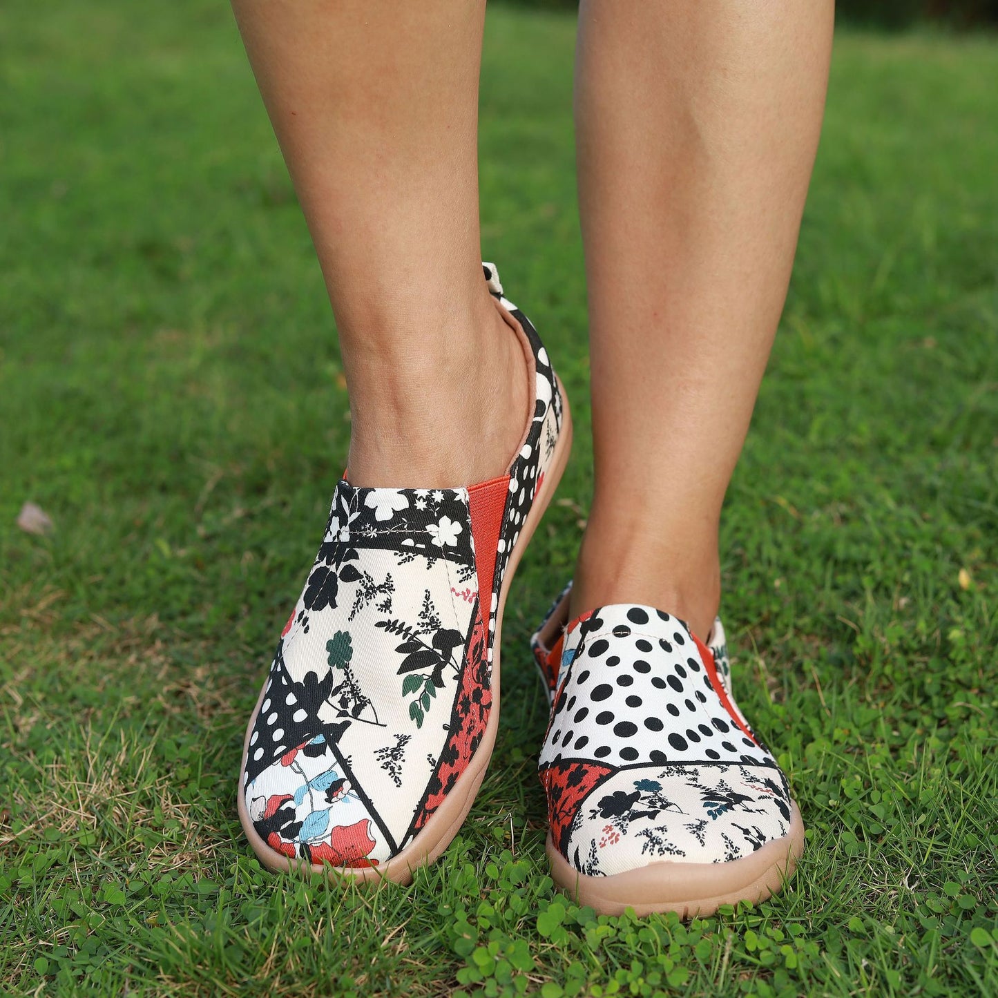 Autumn Holiday Day Travel Slip-on Comfortable Cloth Shoes