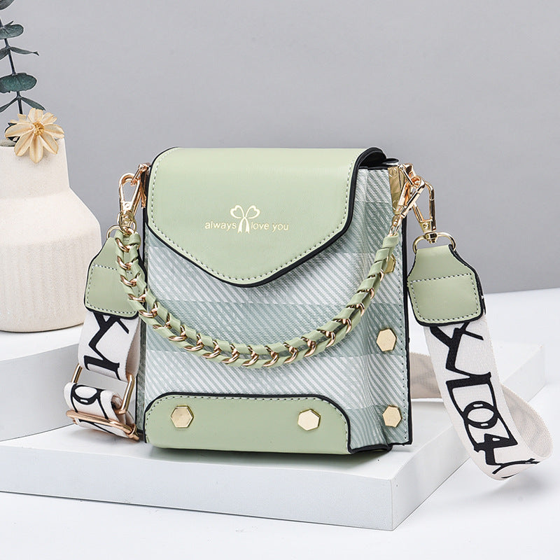 New Stylish And Lightweight Mini Crossbody Vertical Shoulder Bag