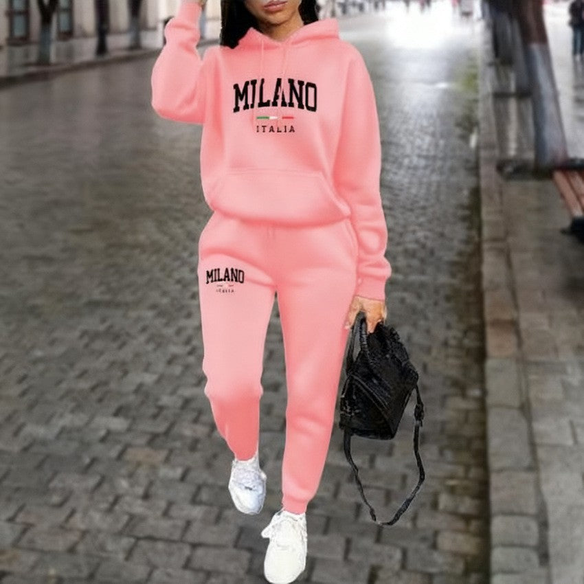 Womens Fleece-Lined Sweatshirt And Sweatpants Set With Print
