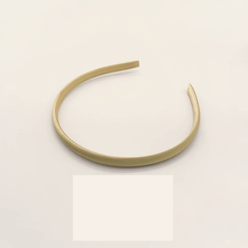 Small and fragrant spring purple hair band