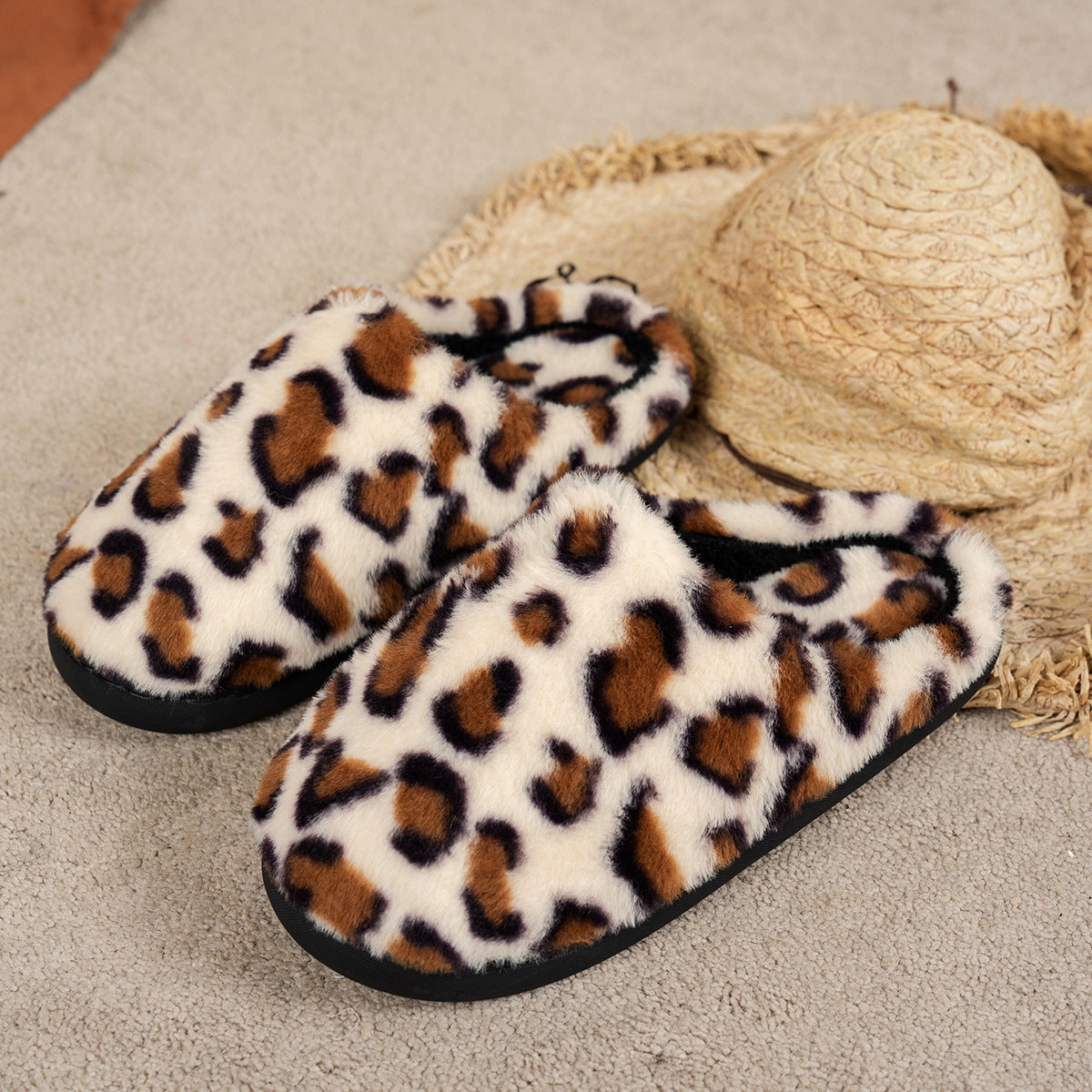 Hjemmesko i bomuld med leoparddesign