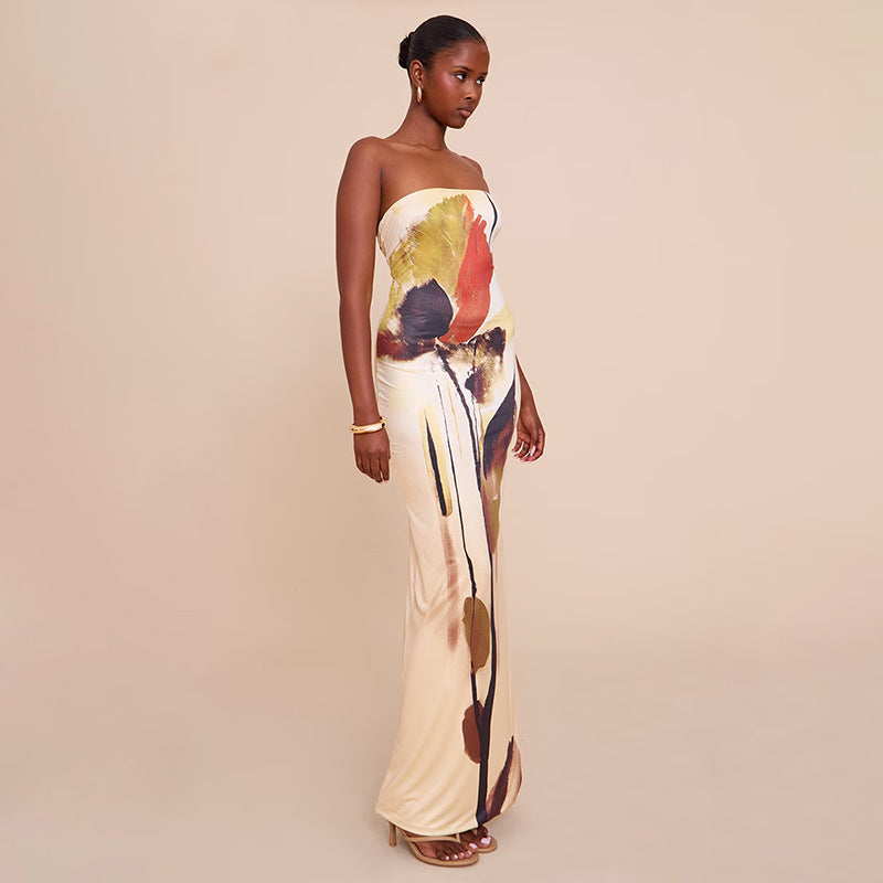 Kvinders stilfulde trykte off-shoulder tubekjole