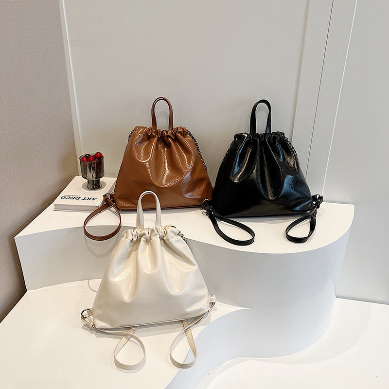 Versatile Handbag Large Capacity Fashionable Retro Shoulder Bag