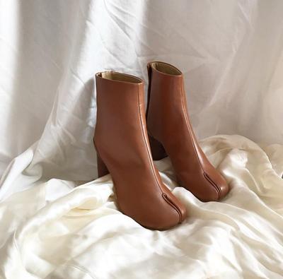 Split Toe Boots Women's Horseshoe High Heel Ankle Boots Pig Mid-leg Boots