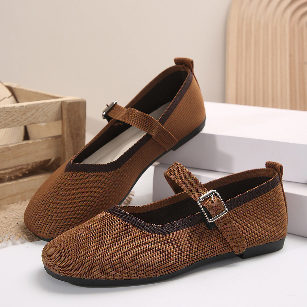 Flat Flying Woven Square Toe Low-cut Shoes