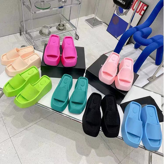 Square Colored Sponge Cake Bottom Mesh Red Line Slippers