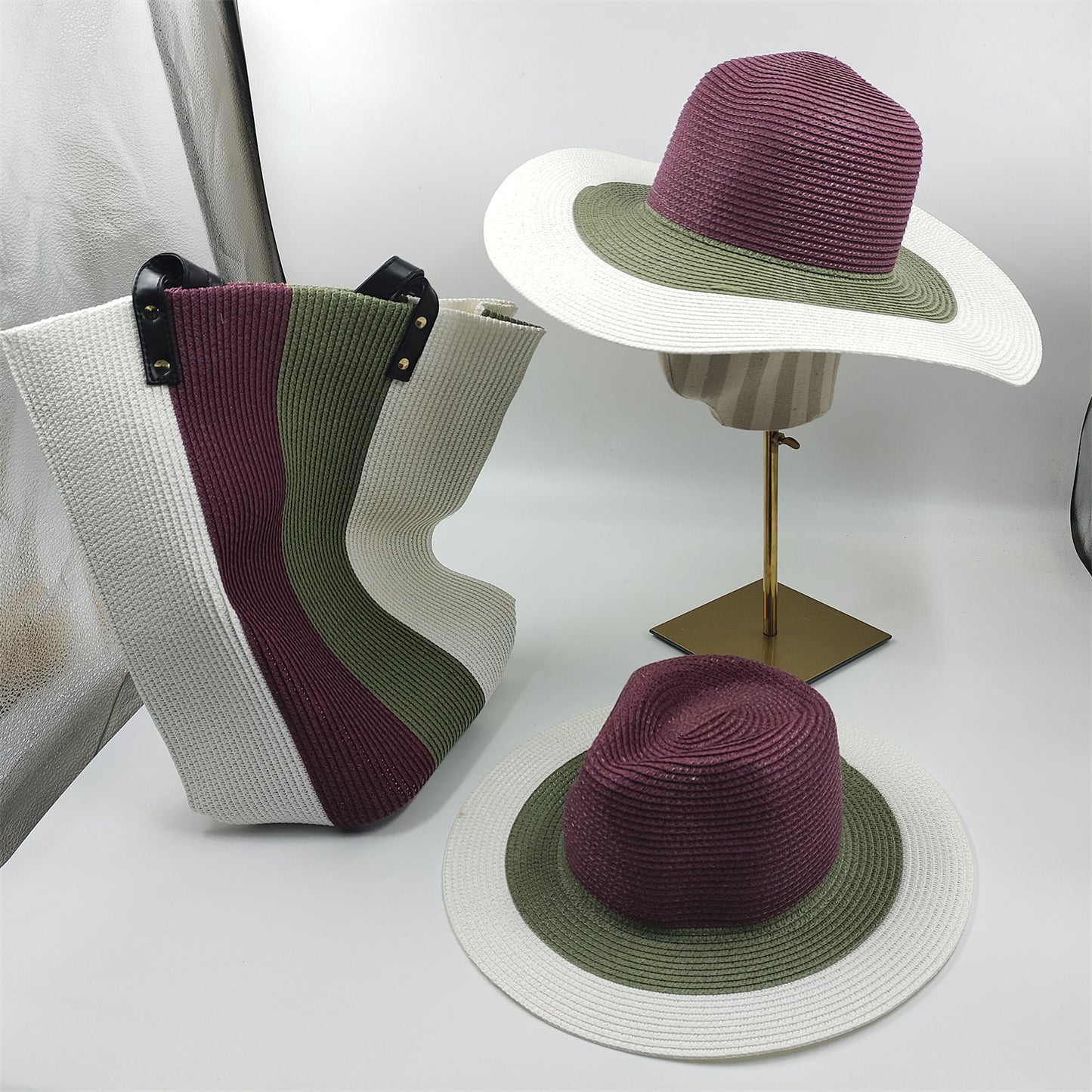 Outdoor Breathable Sun Shade Can Be Folded Large Eaves Striped Straw Hat