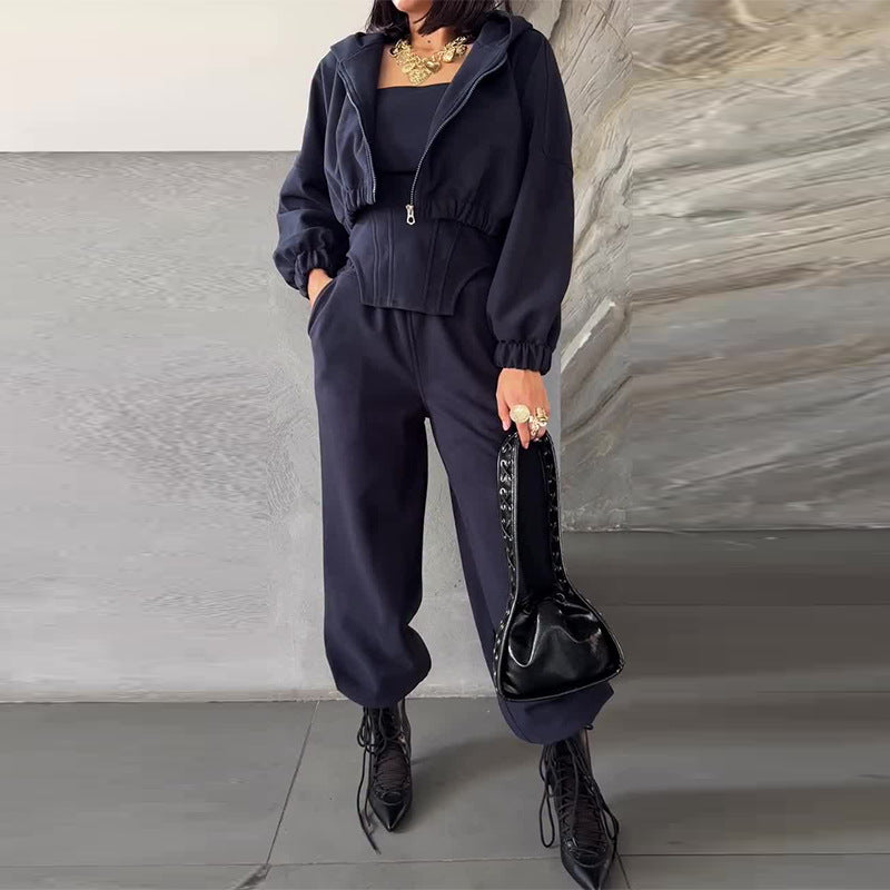 Womens Sportswear A Stylish Minimalist And Relaxed Three-piece Set