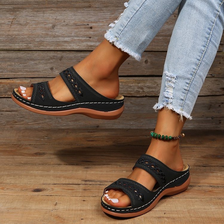 New One-word Slippers For Women Spring New Muffin Platform Slippers
