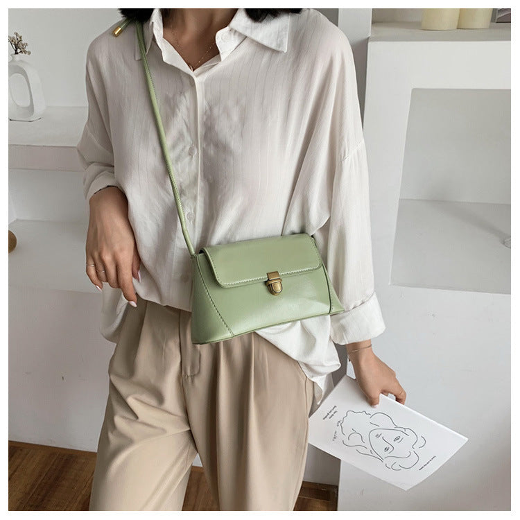 Women's design retro armpit one shoulder bag