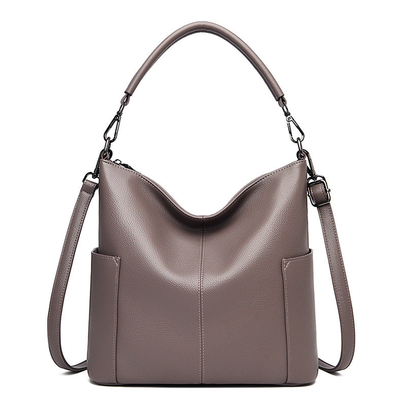 New Fashion Large Capacity Soft Leather Hand Messenger Bag