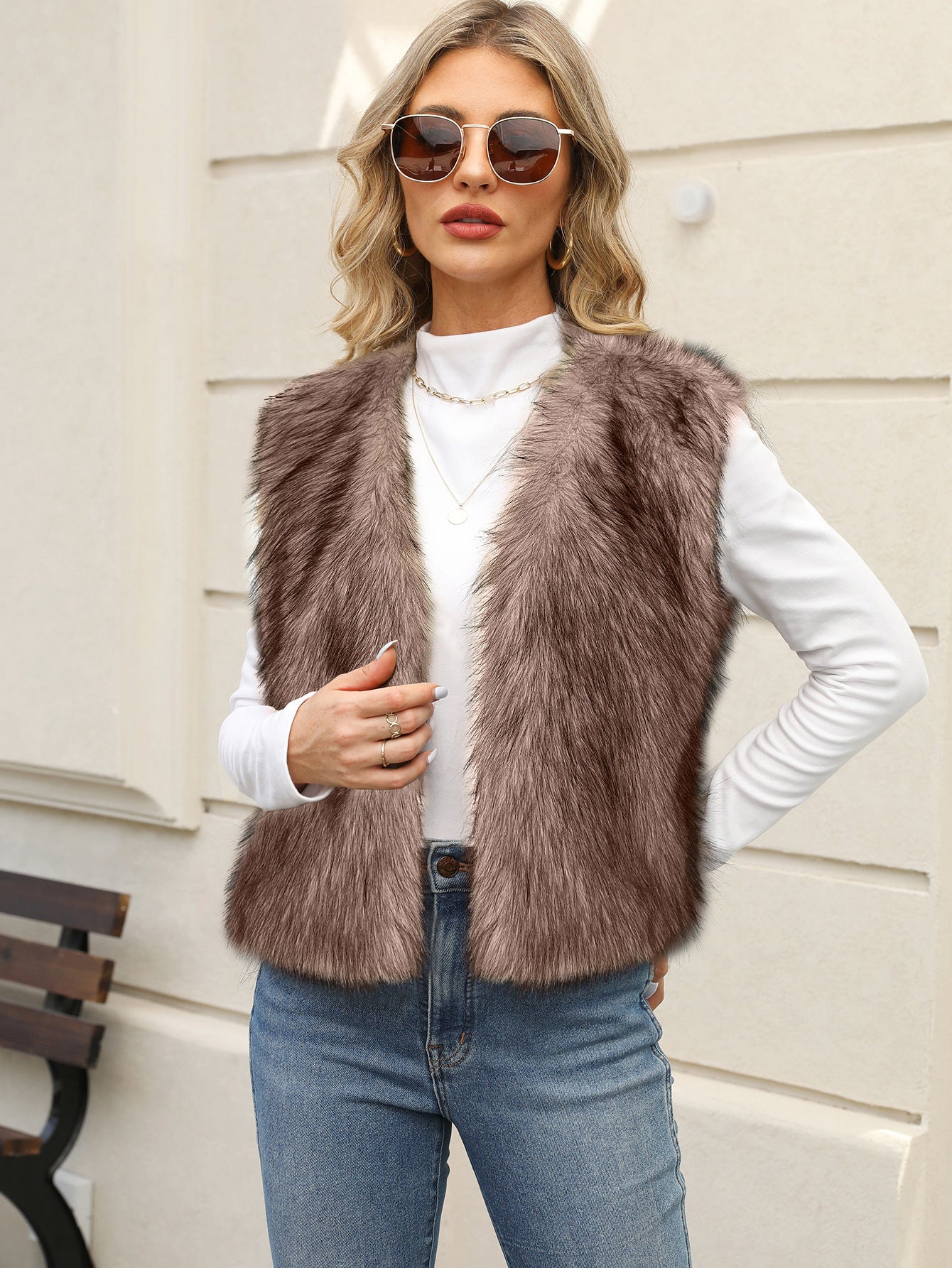 Eco-friendly Faux Fur Vest For Men And Women From Europe And The US