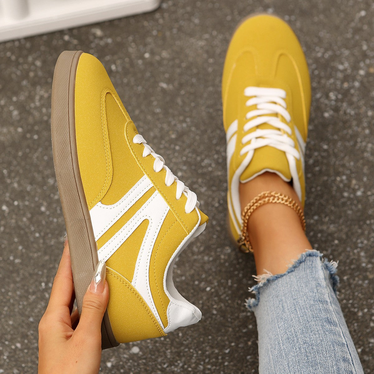 Womens Retro Casual Round-Toe Sports Running Flats