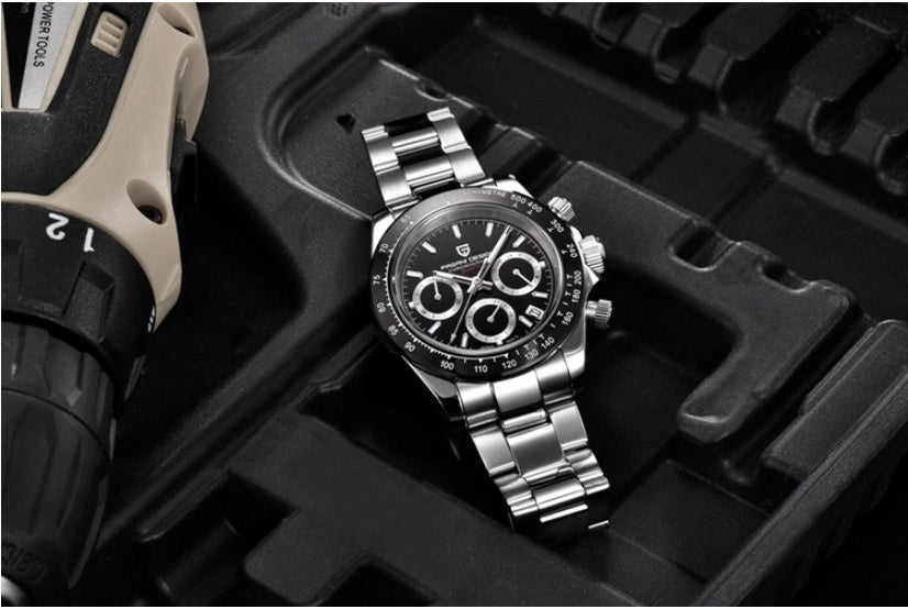 Steel band quartz watch