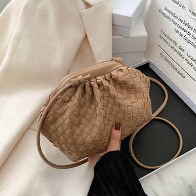 Autumn Cloud Woven Bag Net New Bag Ladies Fashion