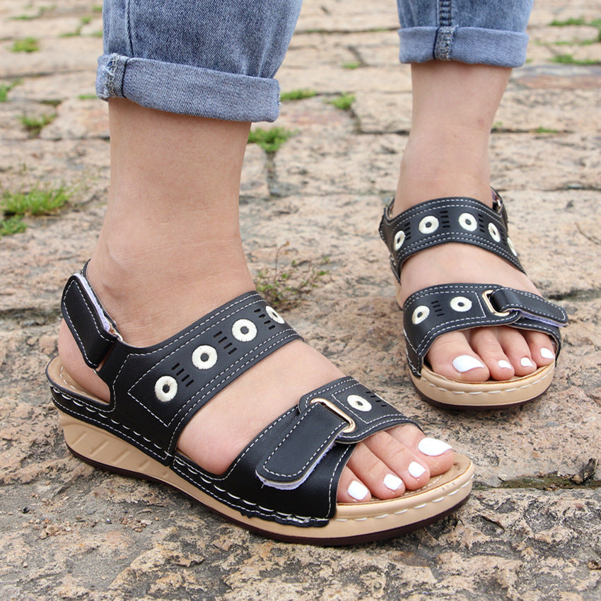 Women's Embroidered Strap Platform Lightweight Sandals