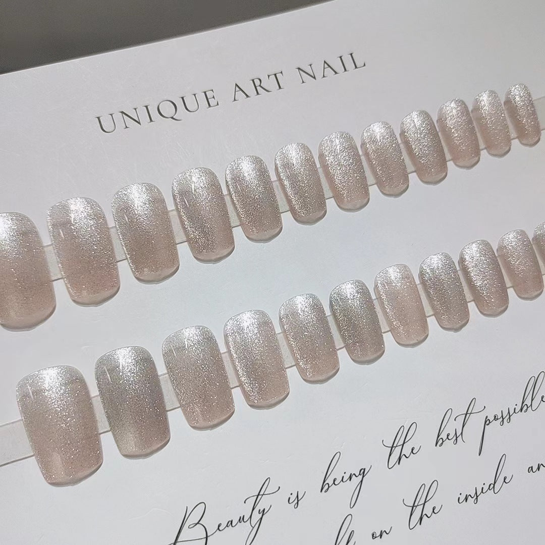 White Fairyland Mid-length Cat's Eye Crystal