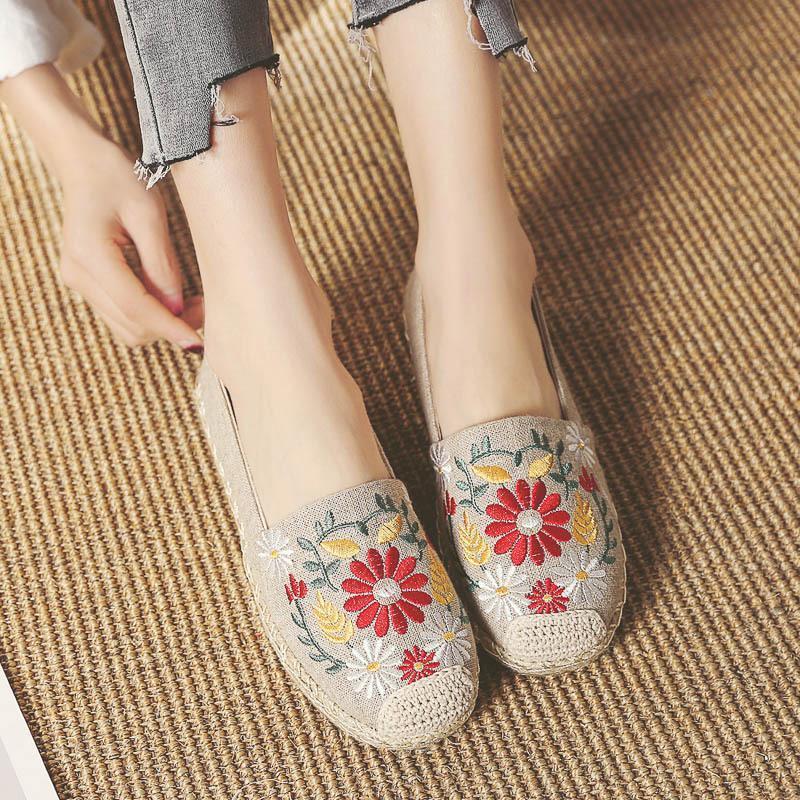Embroidered Cloth Shoes Women's Breathable Canvas