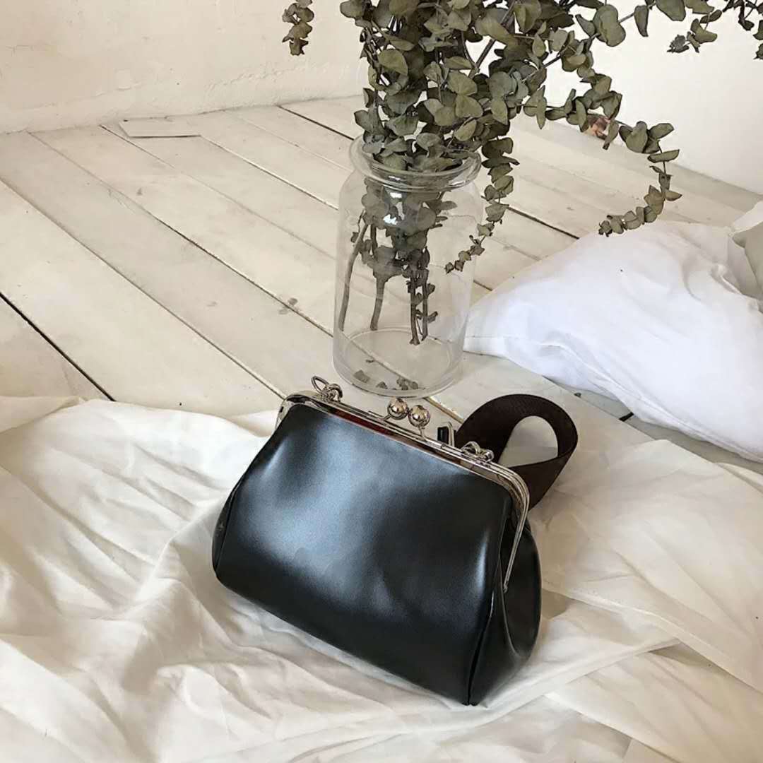 Solid Color Pu Women's Bag Retro Shoulder Messenger Bag
