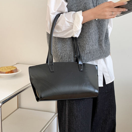Large-capacity Fashionable Trendy Womens Shoulder Bag