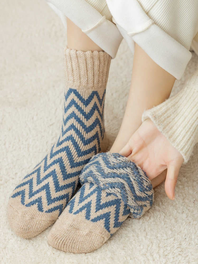 Winter Mid-calf Plus Velvet Thickened Wool Home Socks