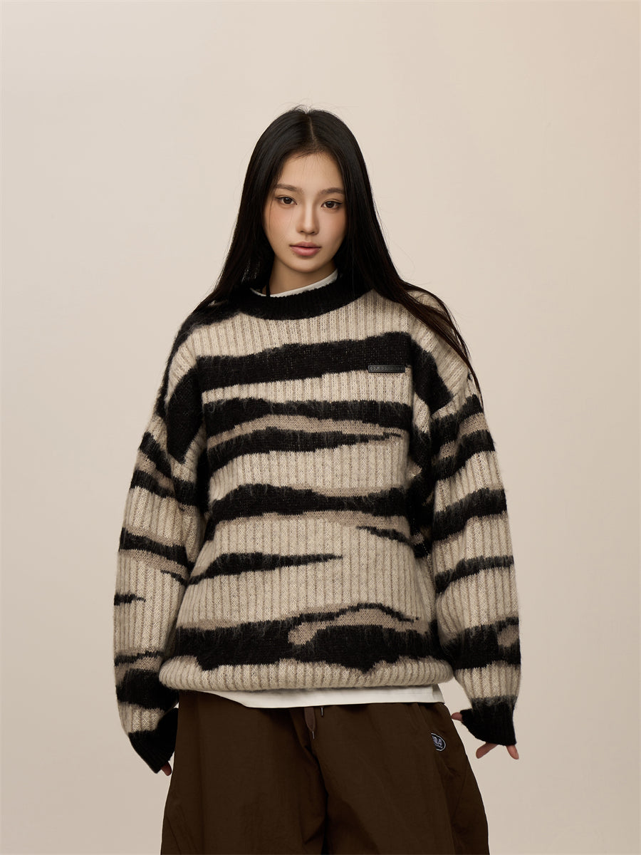 Retro Hip Hop Black And White Striped Sweater For Women