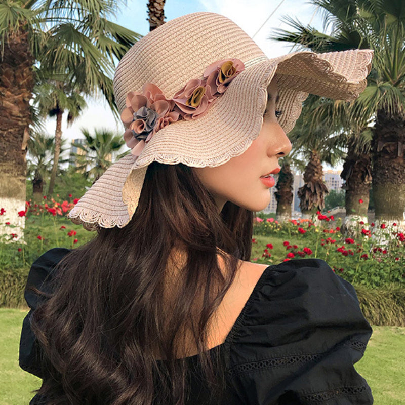 Simple Women's Large Flower Shade Straw Hat