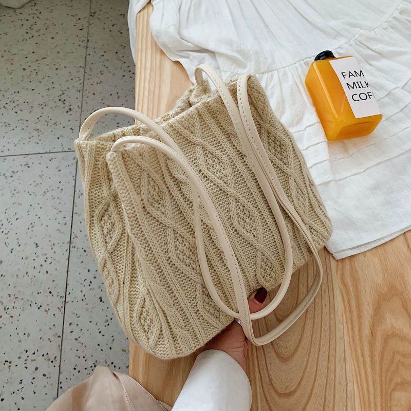 Woven Shoulder Bag For Women's Large Capacity Bucket Bag