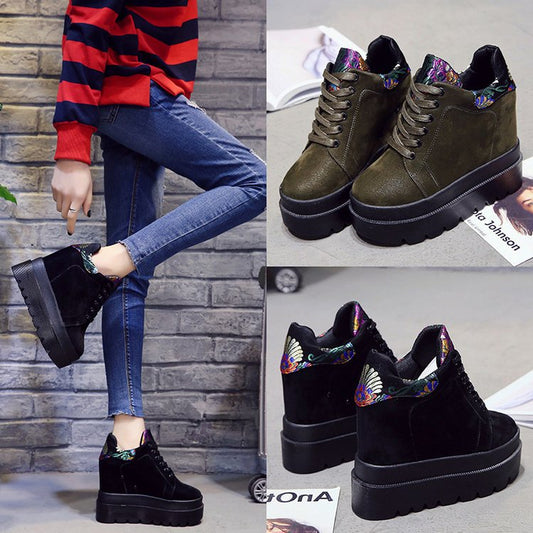 Spring thick bottom increased round head embroidery high heel waterproof platform shallow mouth lace single shoes super high heel women's shoes wholesale