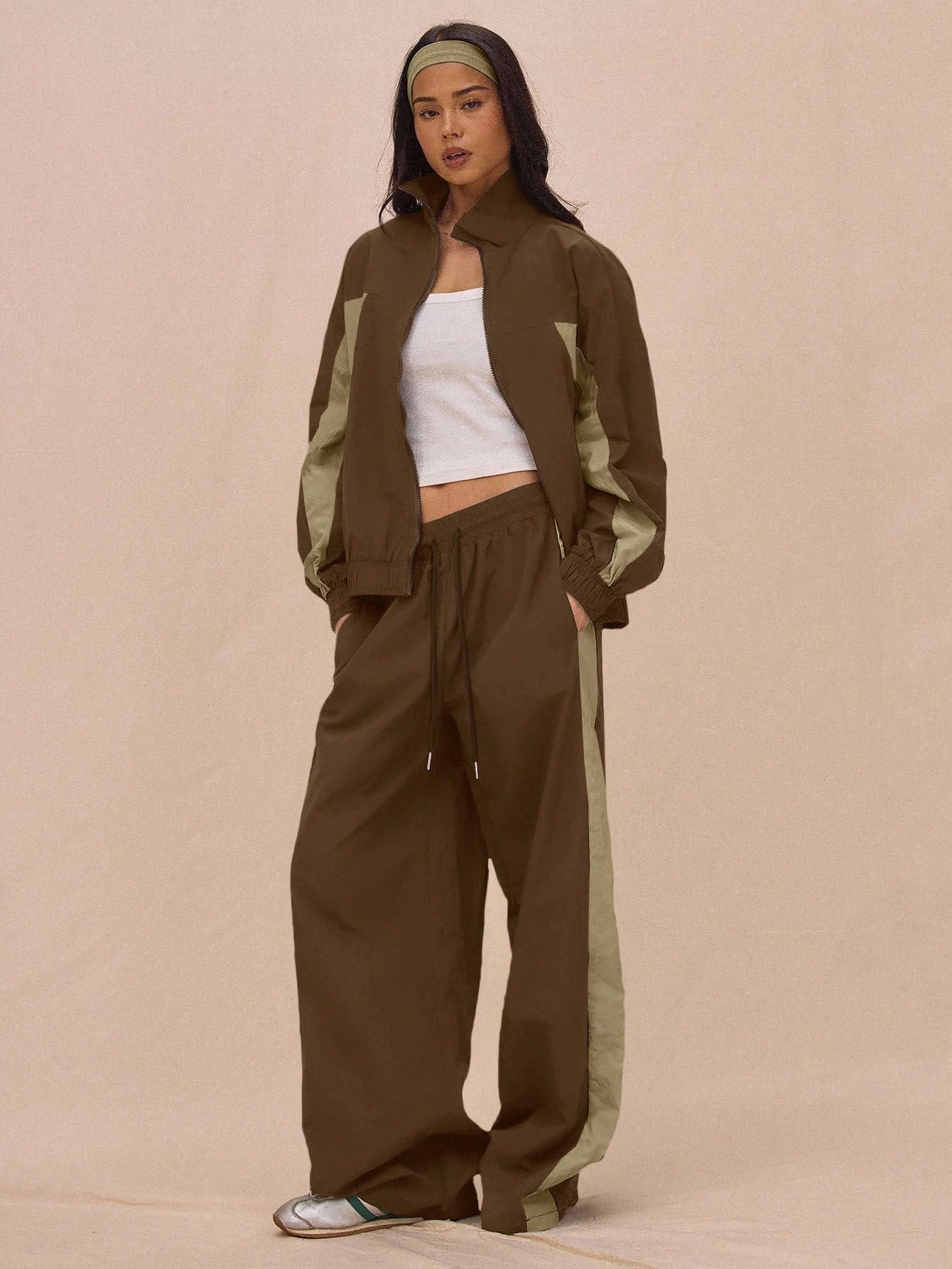 Stylish Womens Striped Zip-Up Jacket And Lace-Up Pants Set
