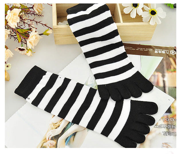Ladies Striped Five-toed Cotton Socks In Tube Casual