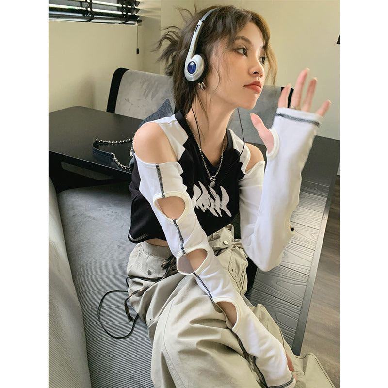 Spicy Girl Design Cut-out Off Shoulder T-shirt