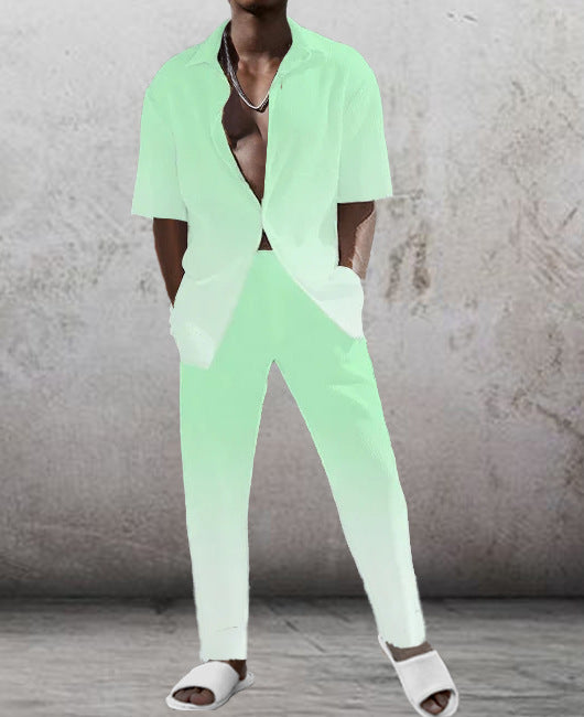 Mode for mænd: Outfit med kortærmet skjorte med digitaltryk