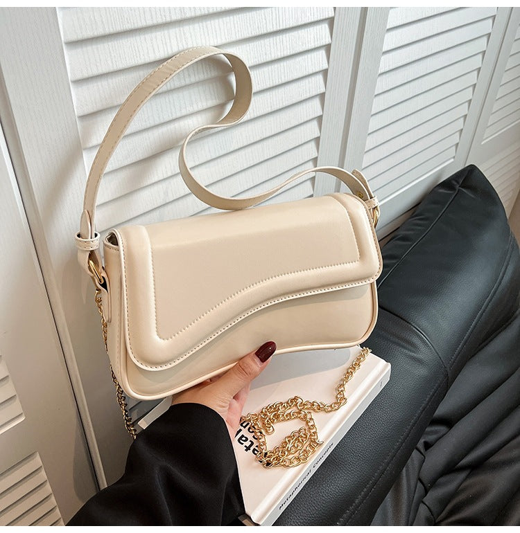 Women's Flap-top Magnetic-clip Shoulder Bag