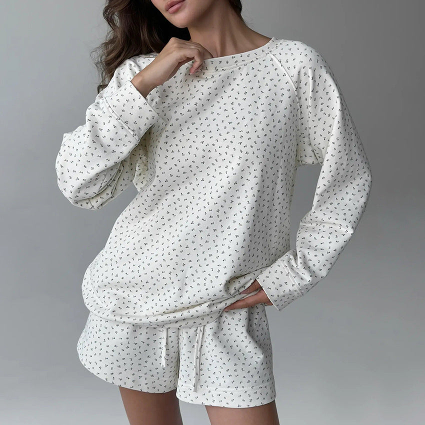 Womens Knitted Pajamas With Prints A Two Piece Set Featuring Long Sleeves And Shorts Suitable For Wearing Outside