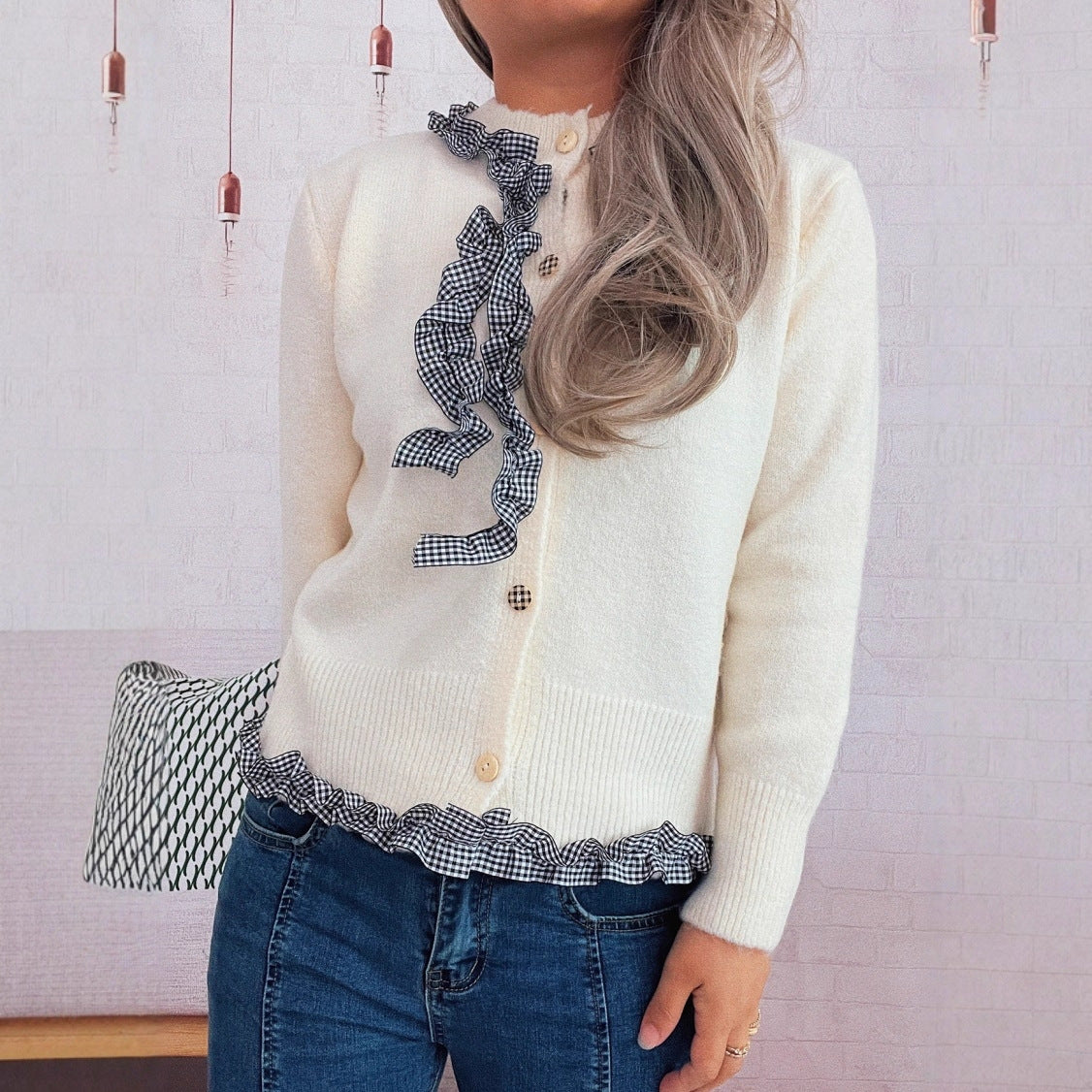 Casual Cute Lace Collar Stitching Single-breasted Sweater Commuter Sweater