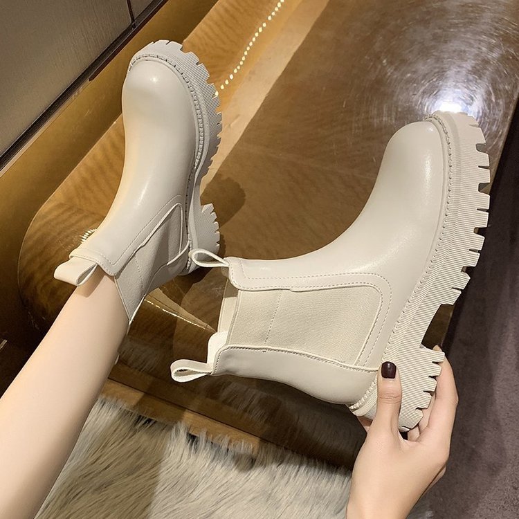 Round Toe Thick-soled Fashion Chimney And Fleece Ankle Boots