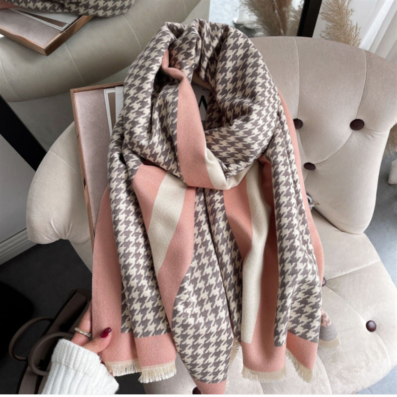Short Beard Fringe Decoration Women's Cashmere Houndstooth Scarf