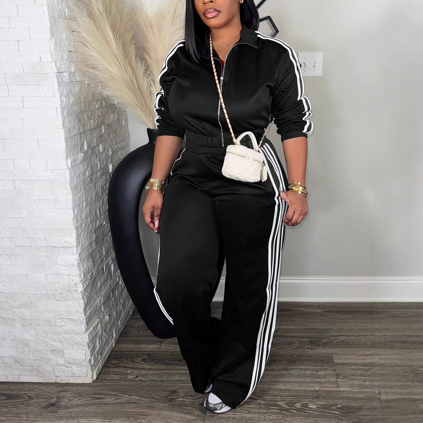 Stylish And Fashionable Women's Casual Two-piece Set