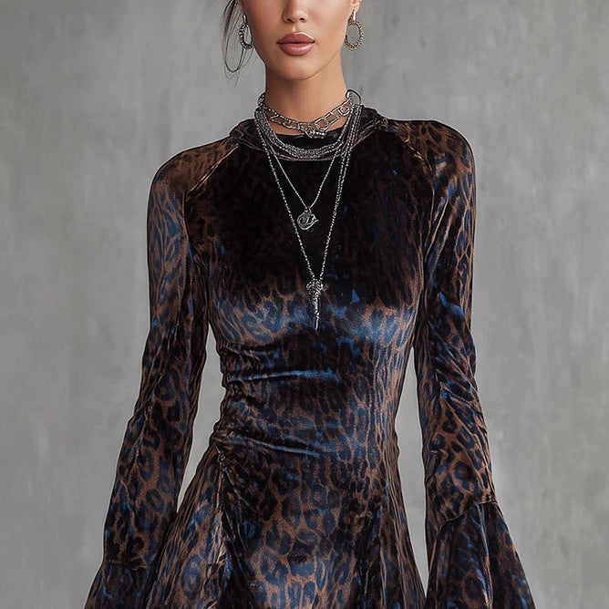 Fashionable Minimalist And Slim Fit Womens Dress